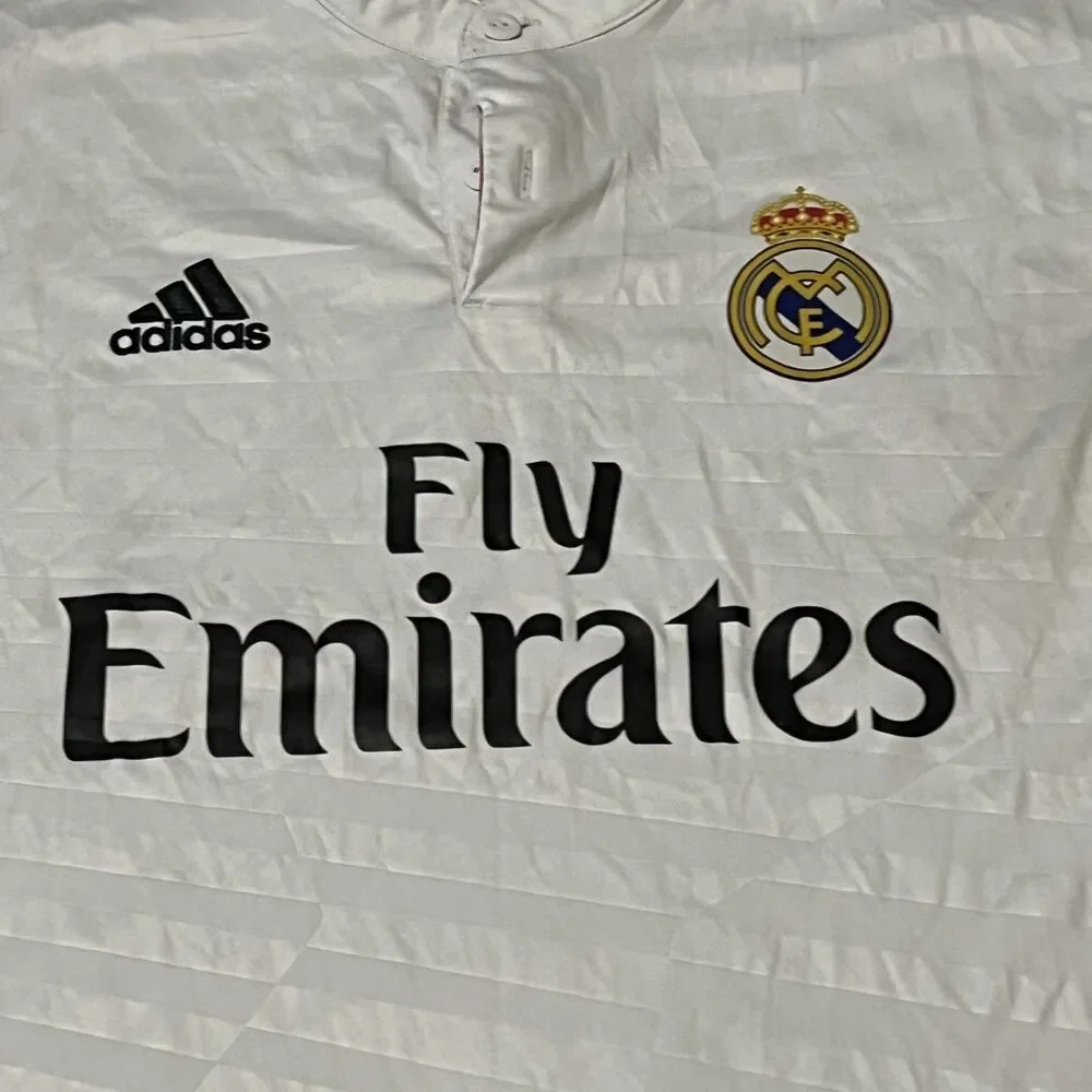 Adidas Real Madrid‎ Home Jersey 2014‑2015  Football Shirt Men's Medium - White